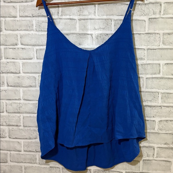 SHEIN curve 3XL Royal Blue Textured Blouse, adjustable straps - Picture 6 of 6